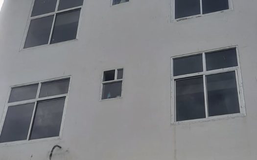 commercial building is avialbale on rent