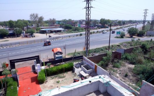 running hotel and restaurant on rent in mathura
